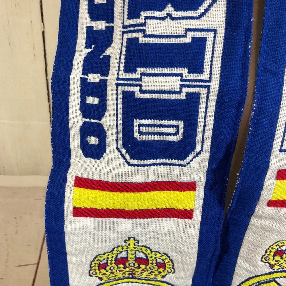 Real Madrid CF Official Soccer Futbol Knit Scarf El Mejor Club Del Mundo Spain